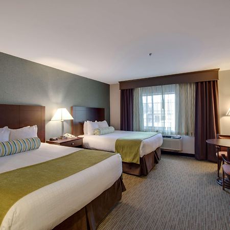 Best Western Plus, The Inn At Hampton Exteriér fotografie