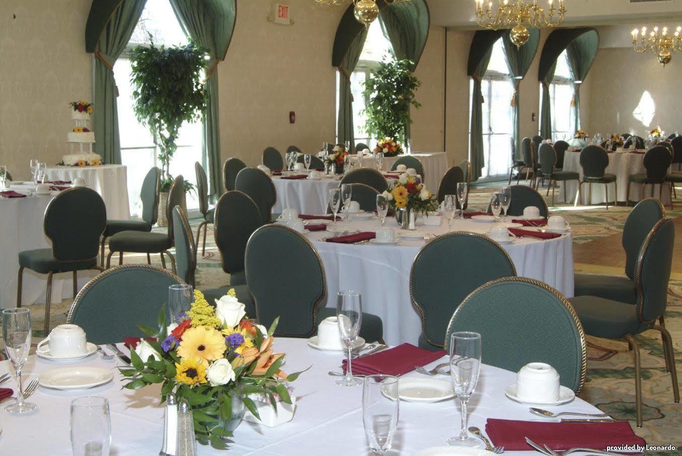 Best Western Plus, The Inn At Hampton Restaurace fotografie