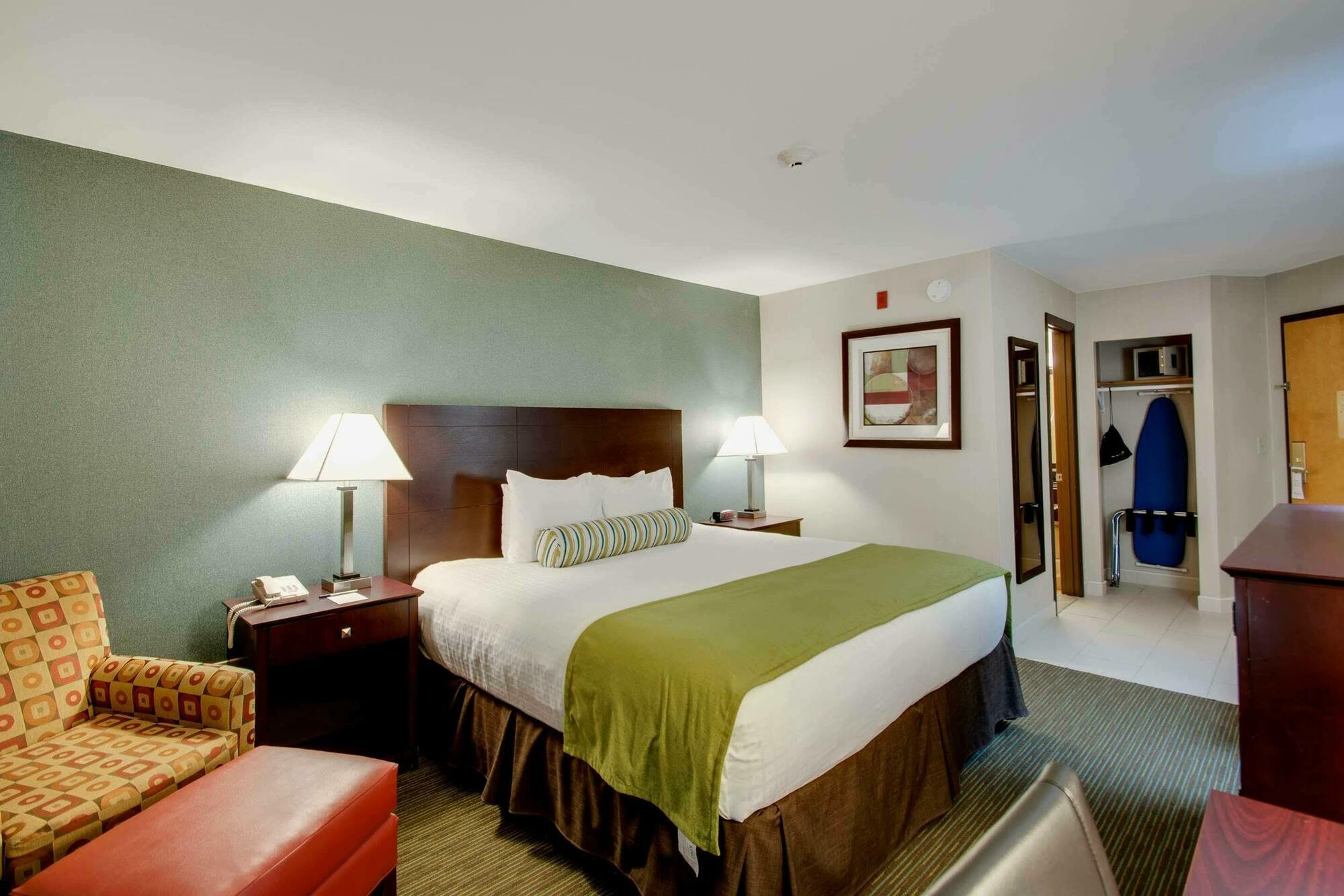 Best Western Plus, The Inn At Hampton Exteriér fotografie